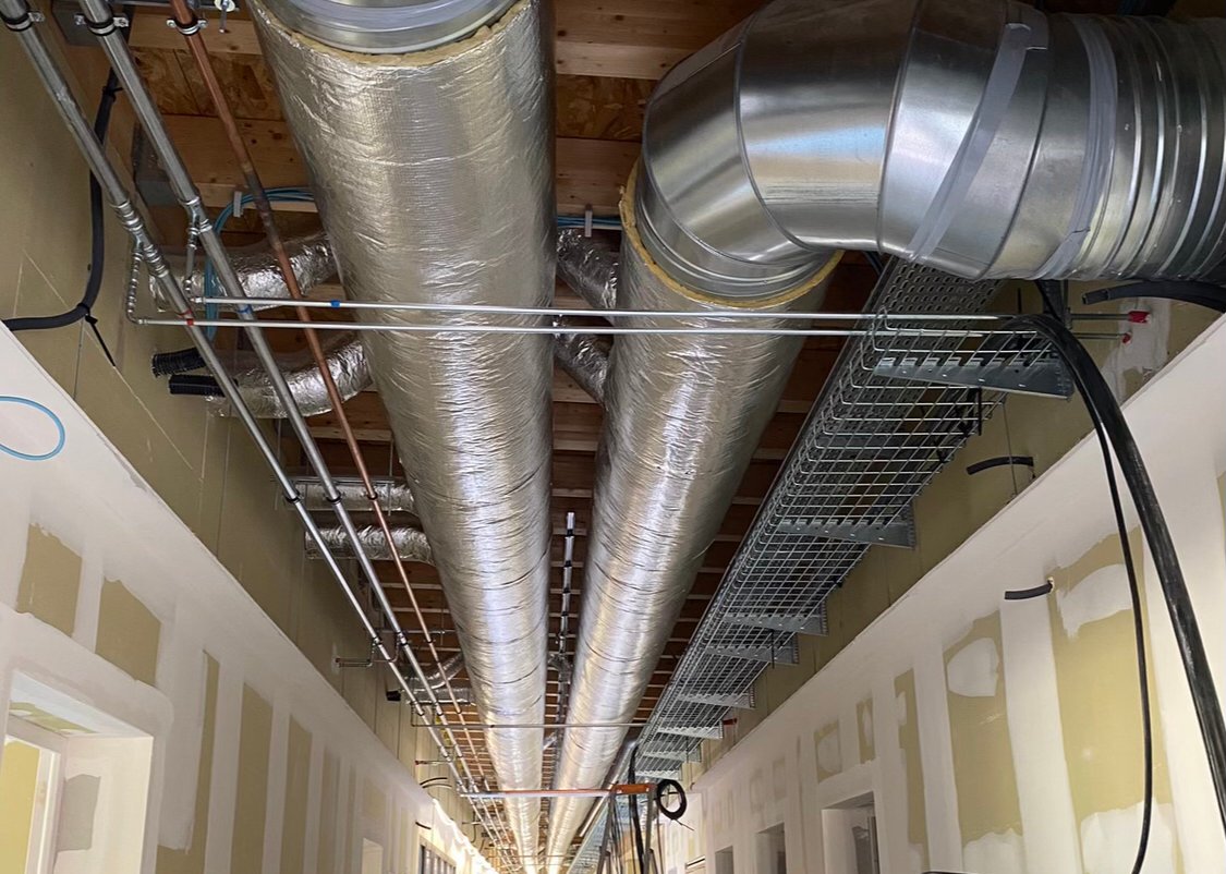 Calorifugeage gaines HVAC couloir