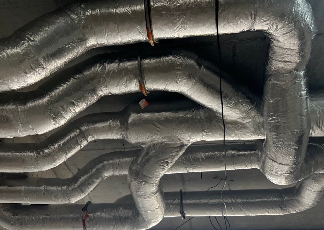 Réseau de gaines isolées finition aluminium